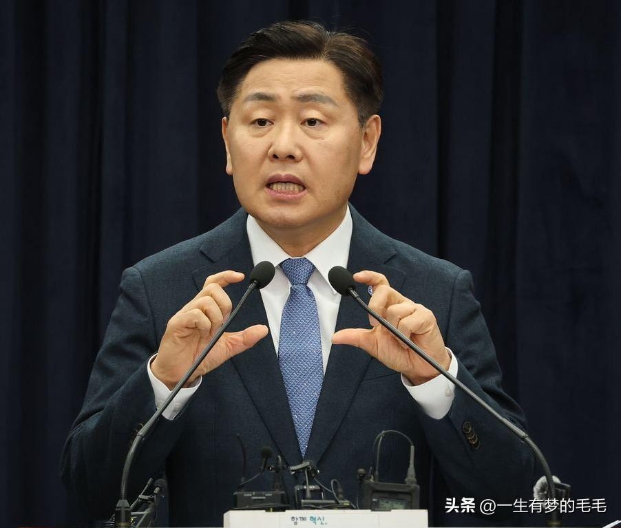 4月1日，韩国执政的共同民主党对外宣布，党首郑清来已指示党内伦理监察团，针对全北