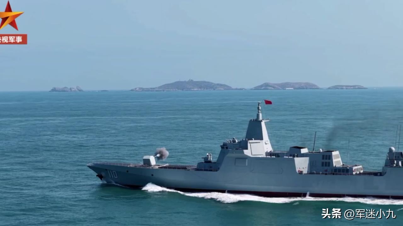 东海舰队这节奏，太快了吧？双055大驱，首次同框训练！

谁也没想到，东海055