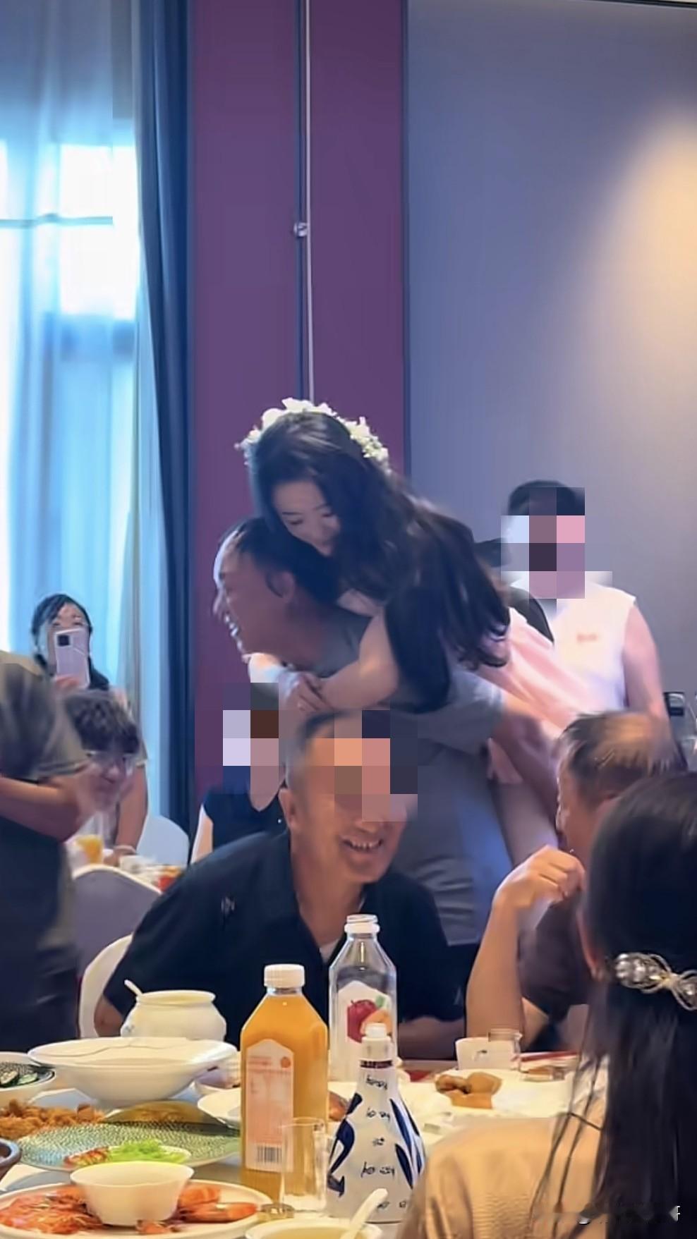 个人觉得公公背儿媳有点伤风败俗