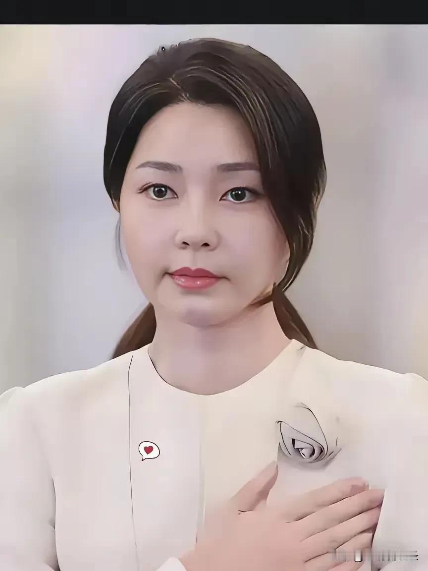 就在刚刚  
韩国特检组宣布了  
  ​2025年8月25日，韩国前总统夫人金