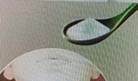 白醋祛斑这事儿真挺火，我来公开下简单步骤。先准备好材料，白醋和甘油按照2:1的比