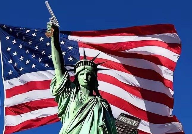 真的越了解国际局势，越觉得现实特别扎心。
 
最近听一位美籍华人聊到一个特别真实