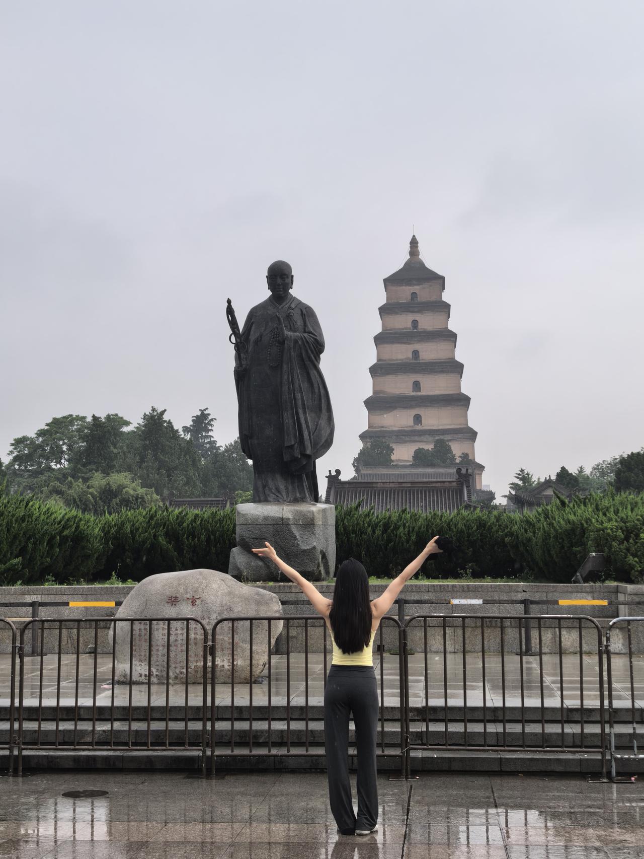 半百楞娃雨中飙三公里，玄奘看了都想跟我取经[大笑]
      
“十六年没跑进