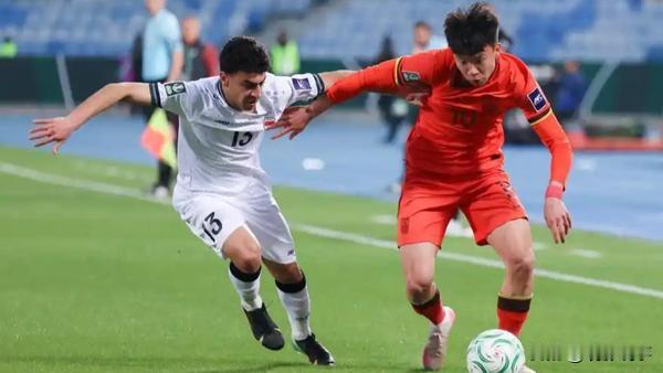 1月24日U23亚洲杯决赛前数据显示，中国U23平均身高181.96厘米，在16