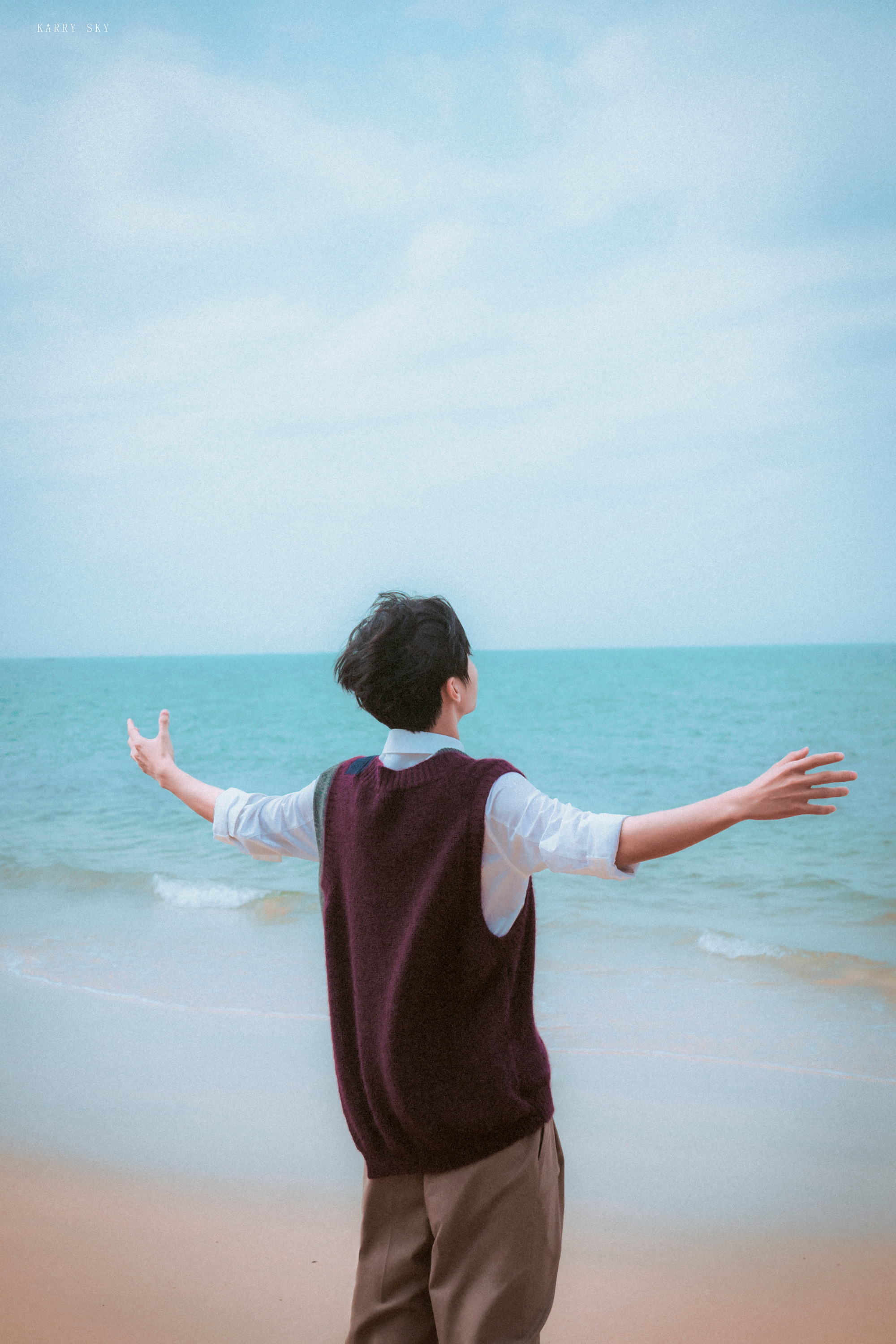 王俊凯王俊凯 中餐厅10 夏天🐬