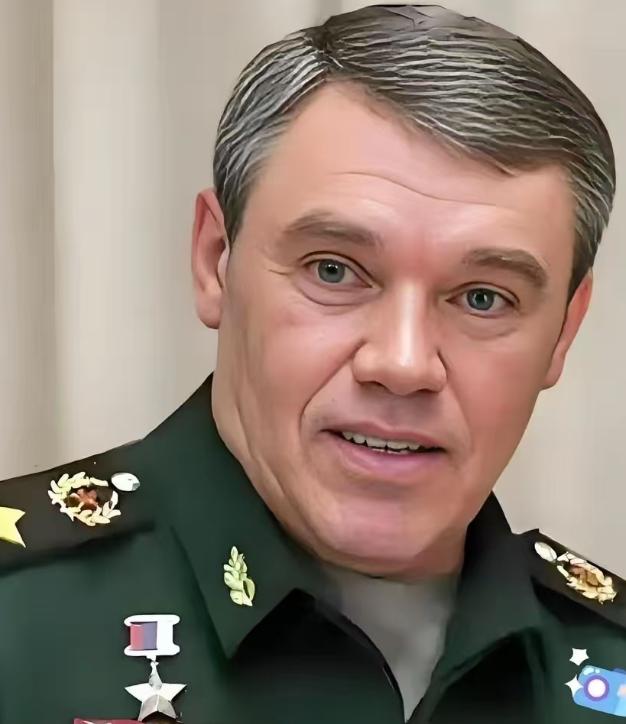 新一轮报复轰炸，
又把俄乌冲突往死循环里拽了一把

据央视国际时讯转引消息，12