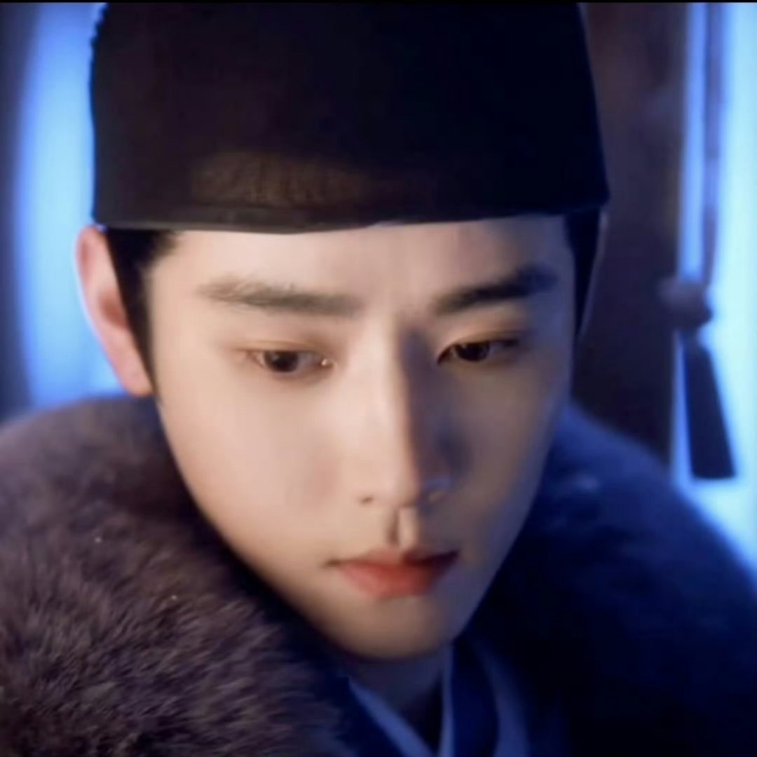 任豪 管他好的坏的反正是帅的我们大家真的很喜欢看帅哥啊