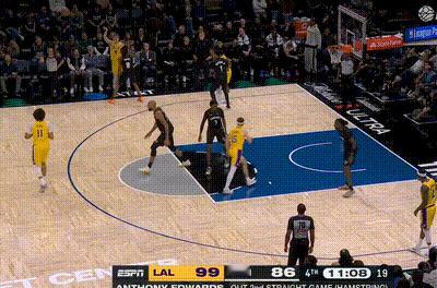 还是他，里夫斯接球就扔湖人vs森林狼 ​​​