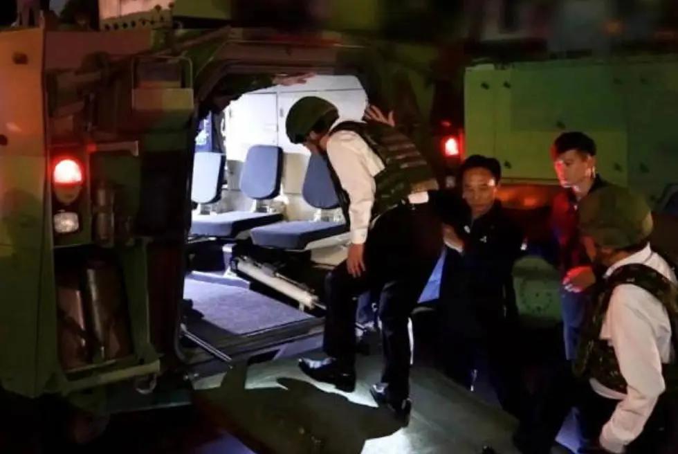赖清德深夜穿防弹衣坐装甲车转移，台军这次真正担心的事藏不住了。

这次台军演习，