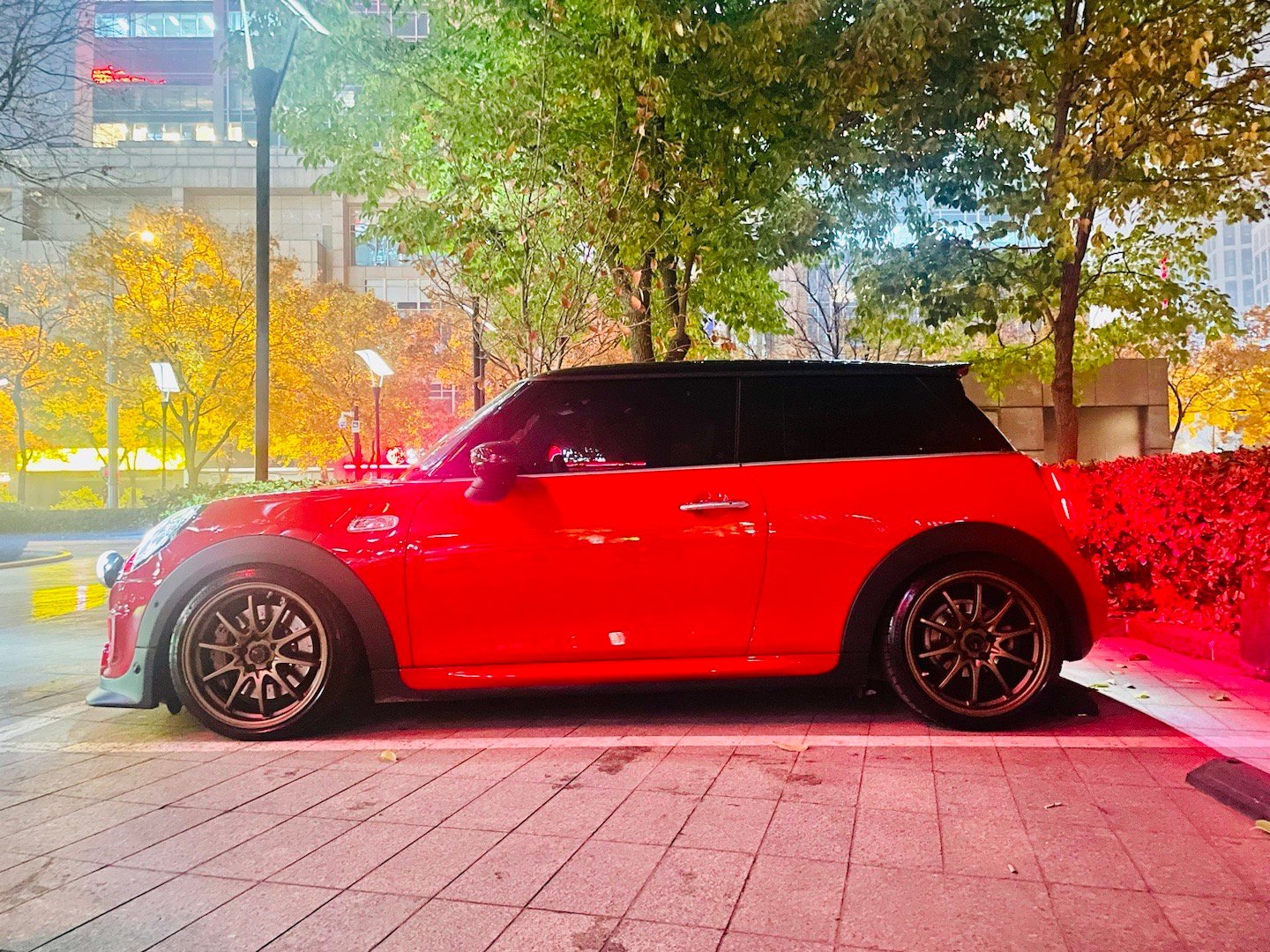 秀一个  ​​​