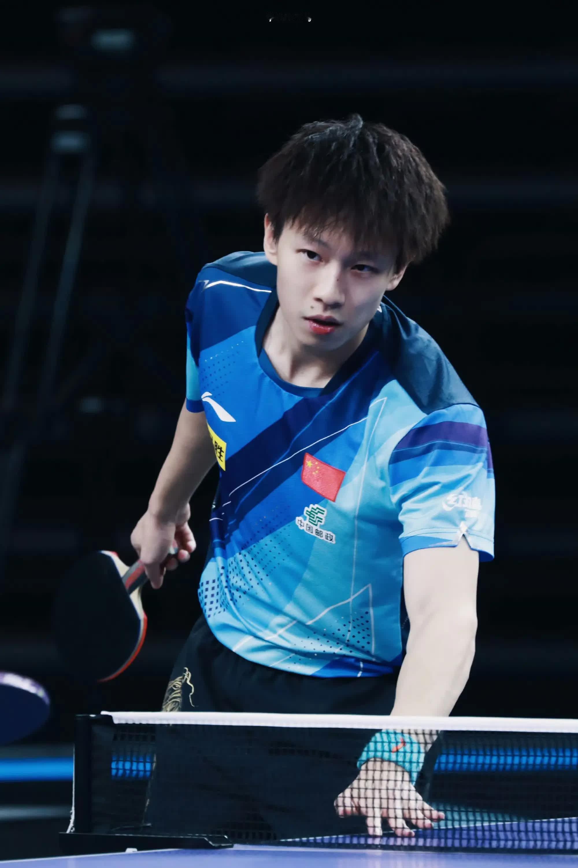 林高远，帅气如你，每一次挥拍都是一场视觉盛宴。粉丝眼中的偶像，不仅是实力的象征，