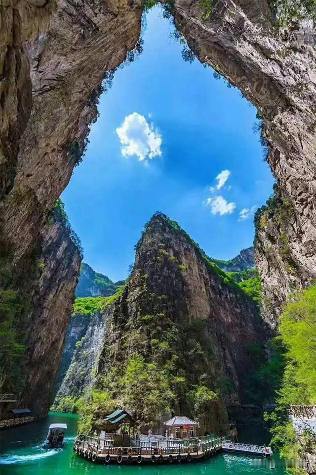 重磅福利，壶关太行山大峡谷景区9月1日～30日，对全国50岁以上的游客免首道门票