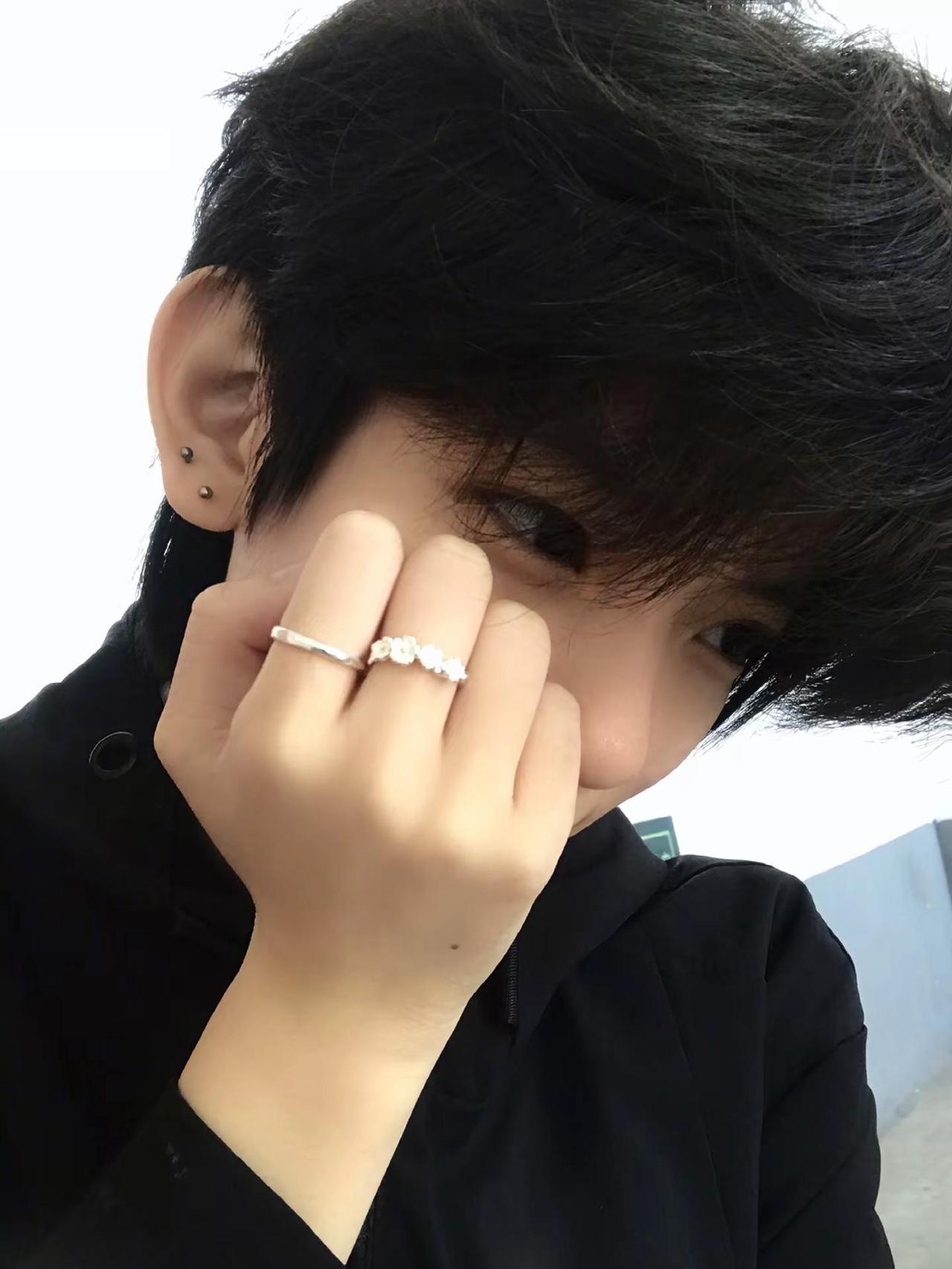 如果 幸福 能像 戒指戴在手上