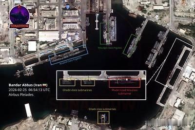 🇮🇷伊朗通过将一艘877EKM型“比目鱼”（*Paltus*）级潜艇重新投入