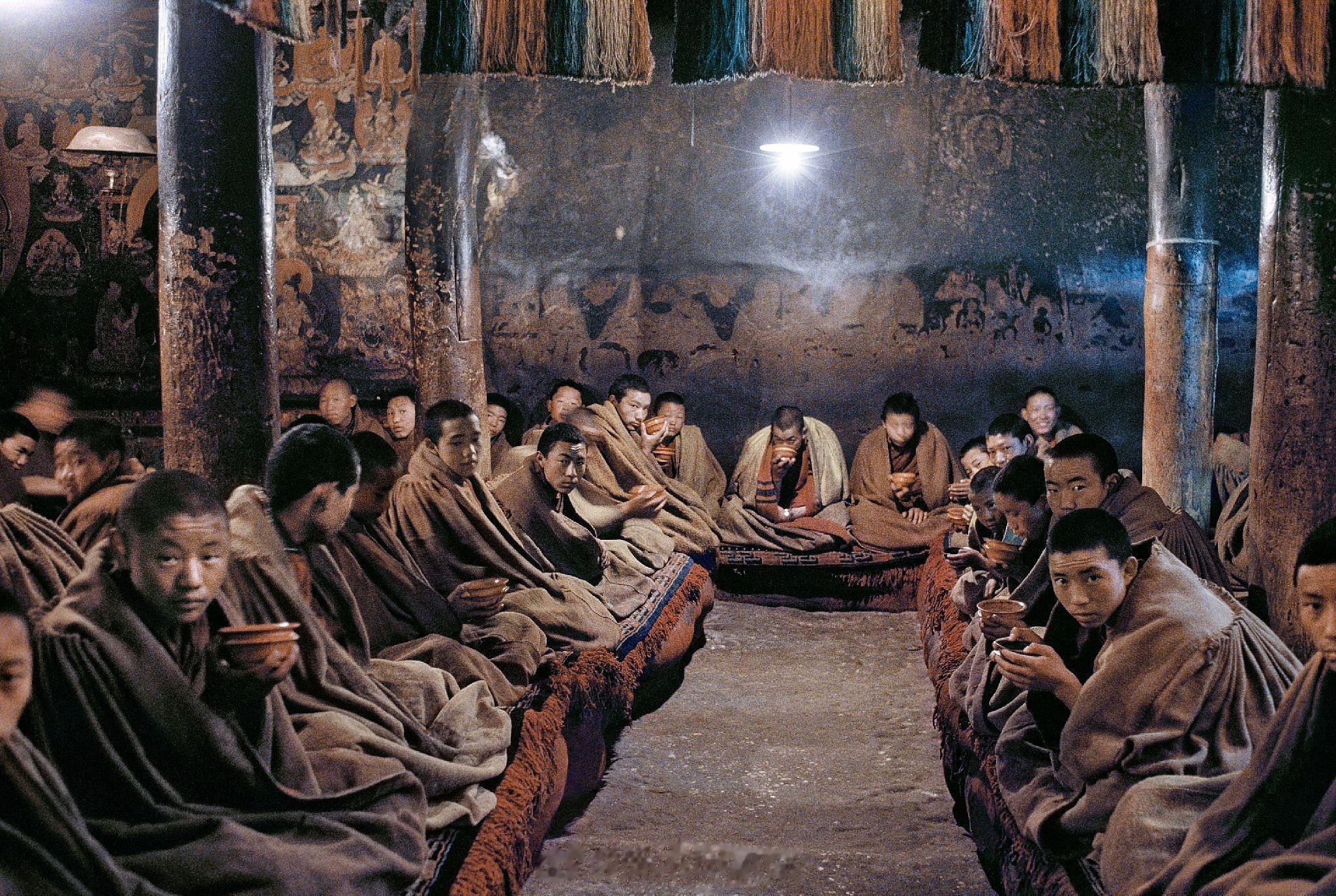 【老照片】1989-2001年，中国西藏，摄影师Steve Mccurry ​​
