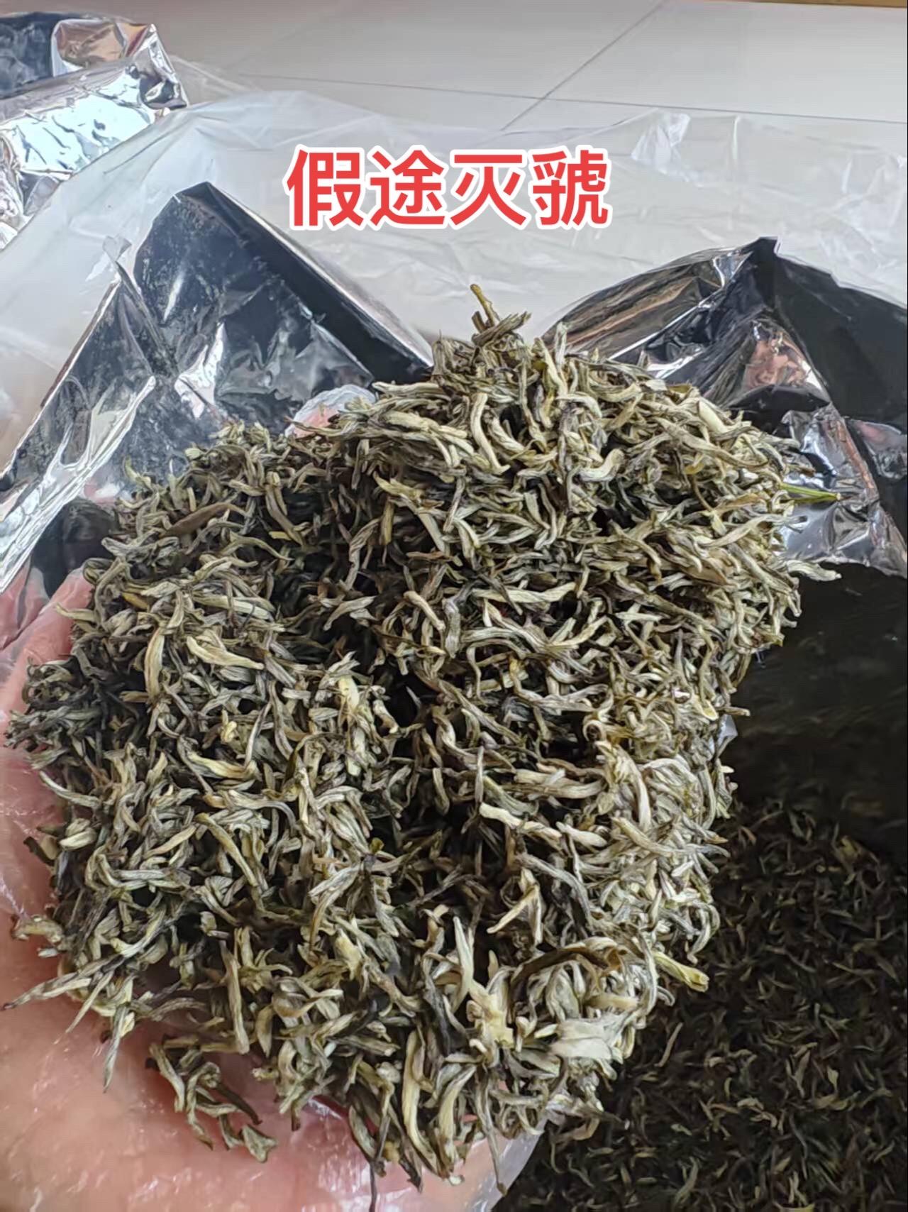 晋献公时期，晋国旁边有两个小国，一个是虞国，一个是虢国，晋献公早就垂涎...