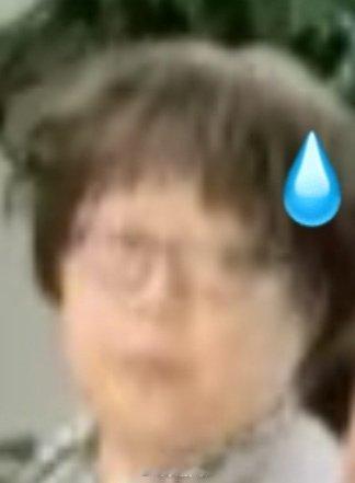 小猪佩奇猪妈妈怀三胎 现在最需要的是《母猪的产后护理》 