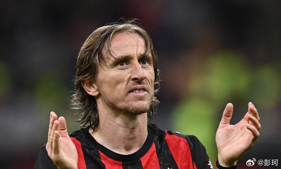 《Goal》总结了今年夏窗的最佳转会，这些球员对新东家产生了非常积极的影响。莫德