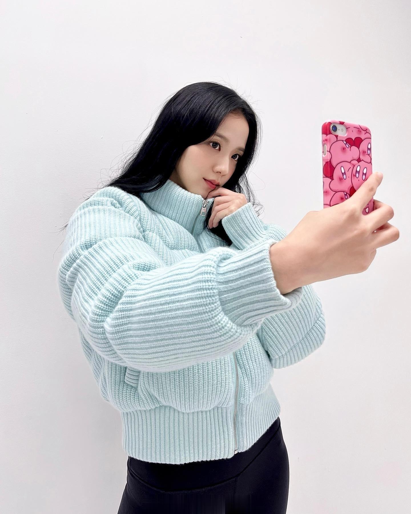 #明星私服搭配[超话]# blackpink 金智秀 更新ins 怎么可以这么好