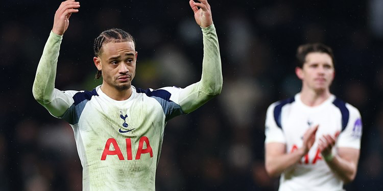 加拉格尔：“西蒙斯是一名非常出色的球员，是那种你一定想要放在自己球队里的类型。他