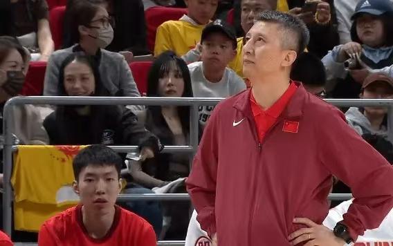 郭士强不会下课，换帅也无人敢接，下窗口期留洋几将难以拒绝征召

这次世预赛开局两