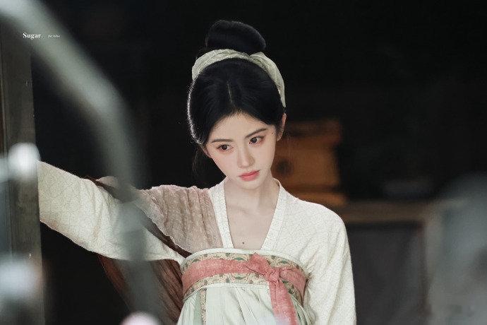 鞠婧祎种田文女主怎么会有人穿粗布麻衣都这么美啊 
