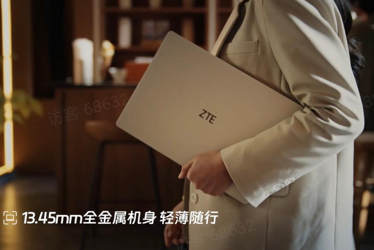 首个实现将“电脑+平板”合二为一，既可以当电脑使用，又可以切换平板，中兴作为我国