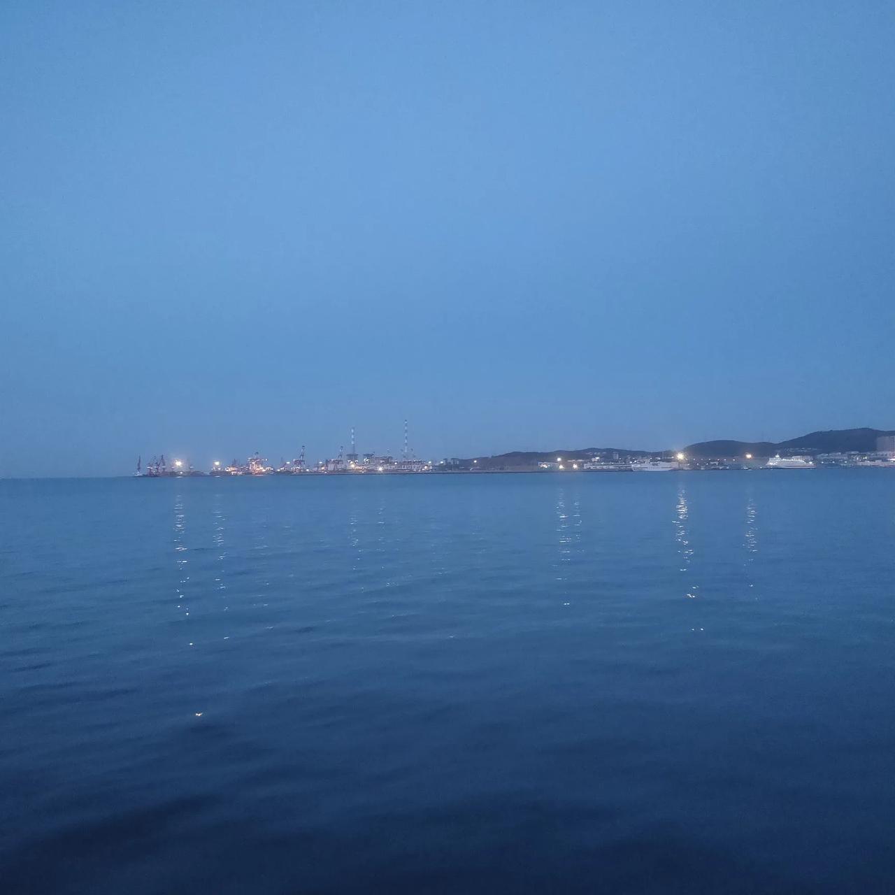 手机随手拍原创图片威海的海，特有的淡然