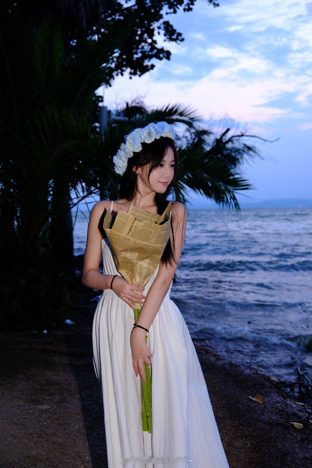 送你一朵向日葵🌻  ​​​