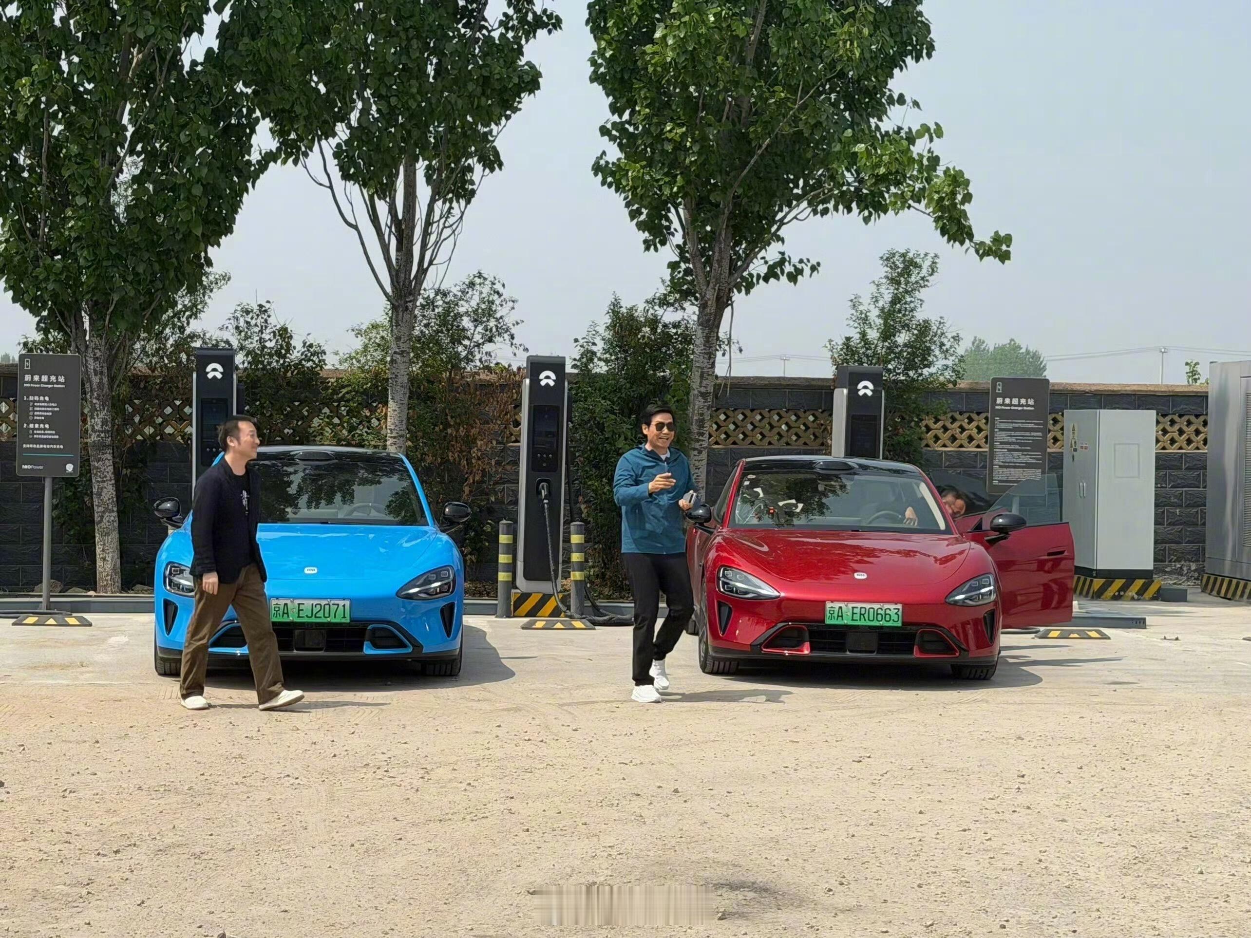 雷总京沪续航直播，充一次电的机会留给了蔚来雷军回应是否做10万以内车型雷军称考虑