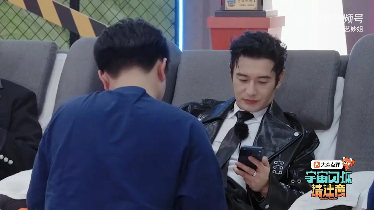 黄晓明在访谈中自曝的拍摄往事，不仅让人感受到演员职业的艰辛，更见证了影视行业安全