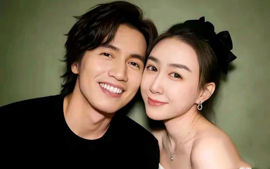 这是官宣了吗？

言承旭都四十几了吧

生活中他说话好像慢吞吞的

跟他的成名形