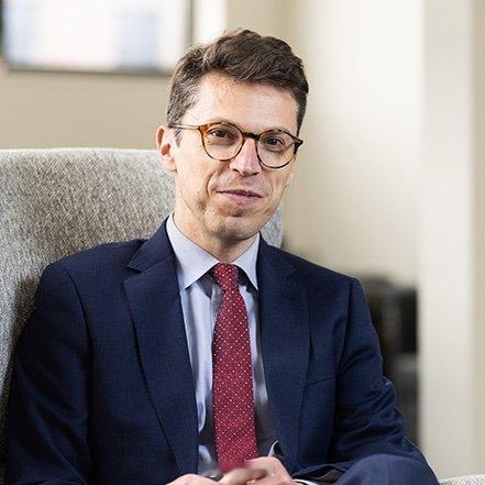 （突发消息）一位 47 岁的犹太裔麻省理工学院核科学家教授——努诺·洛雷罗——在