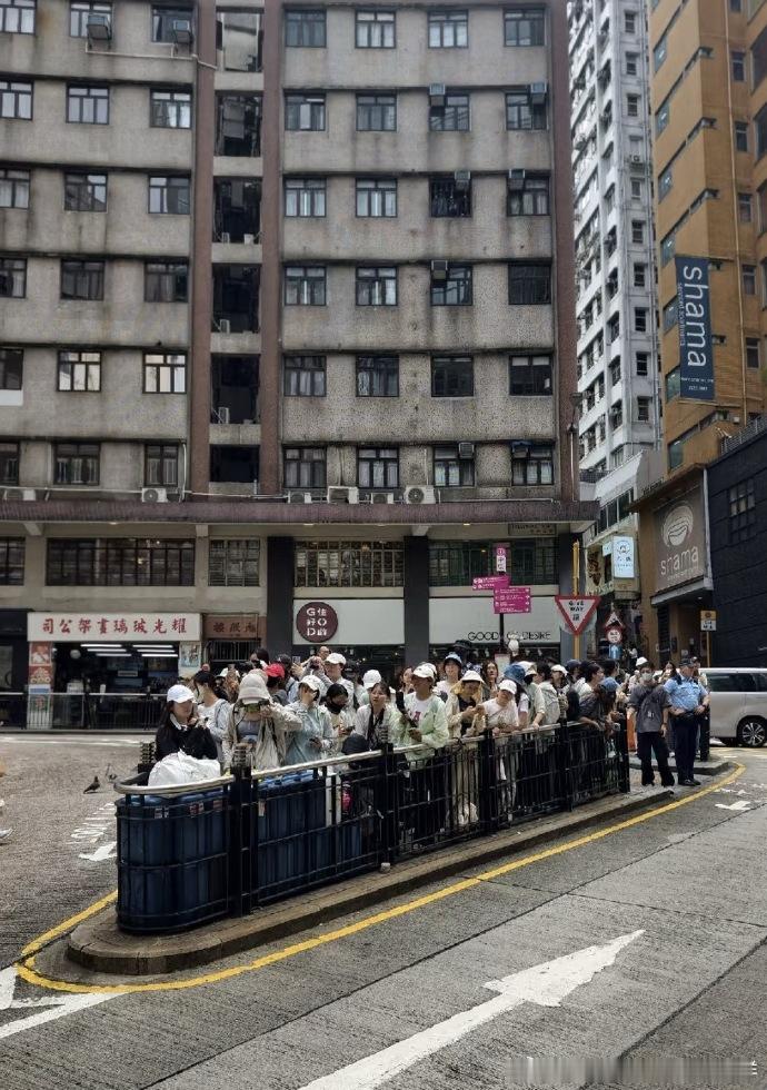 “几万人”“带动香港经济” 