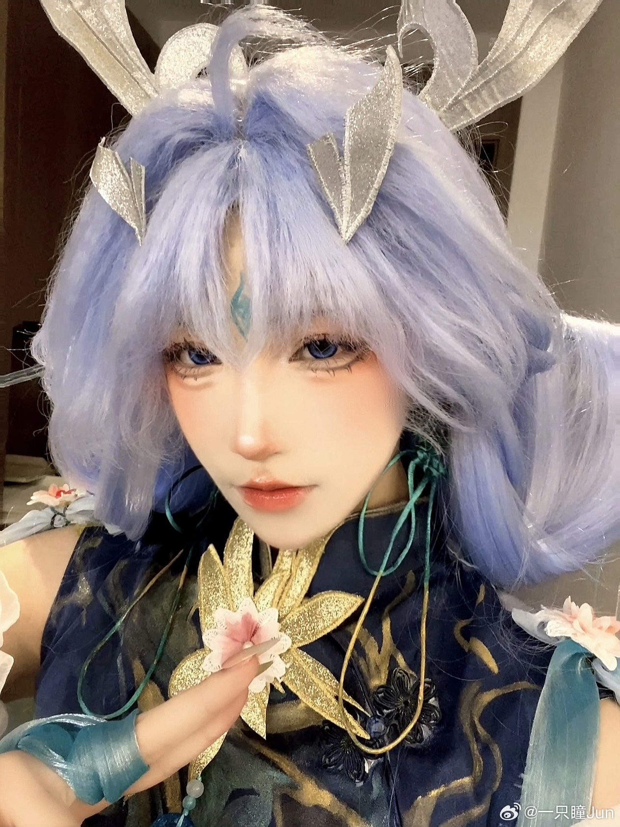 鸣潮 鸣潮清宵cos看完昨天直播 我觉得你会喜欢！鸣潮清宵鸣潮cos