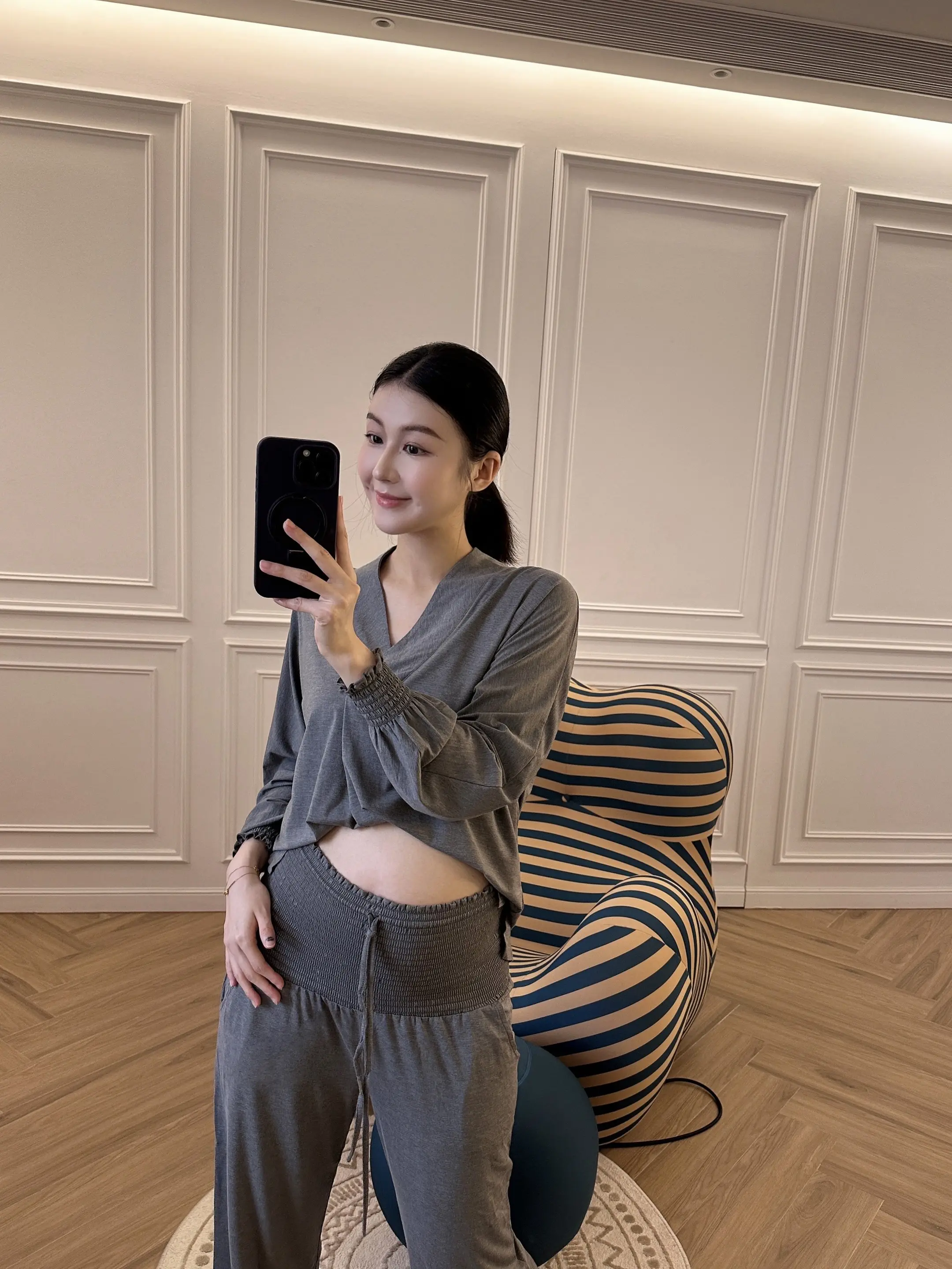 时间好快哦 孕期已过大半。每个月都期待产检的日子可以看到小小的你👶?...