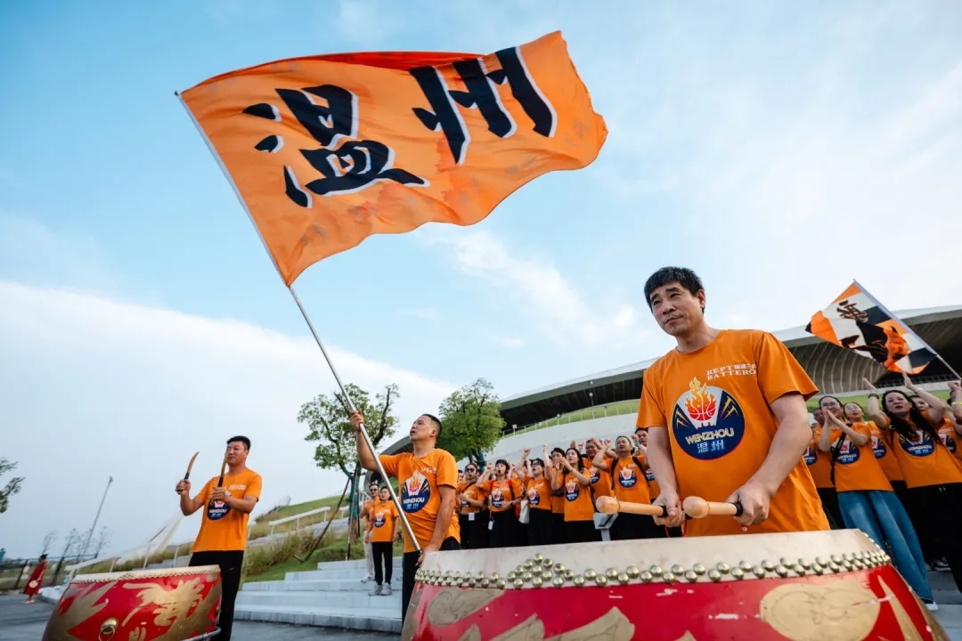 温州81:55衢州：橙色风暴里的胜利今晚七点半，浙ba省级争霸赛 温州对衢州，我