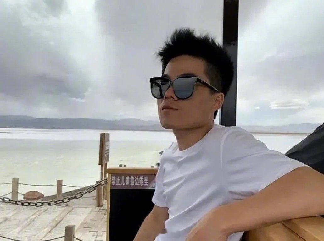 董宇辉说：初级的快乐是肉体的快乐，中级的快乐是精神的快乐，高级的快乐是灵魂的快乐