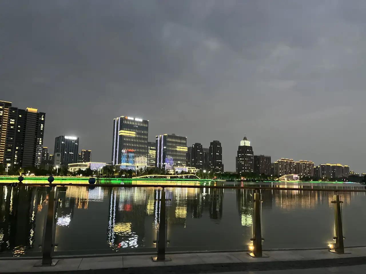 你觉得2026年售房增值税新规出台后，房价会有变化吗？是涨是跌，大家一起来聊聊各