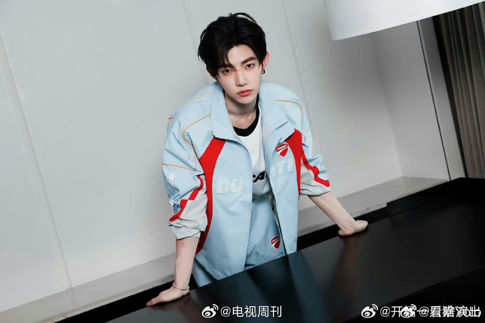 章昊[超话]章昊hi6首次录制你好星期六 章昊hi6录制在即，国内综艺圈将迎来一