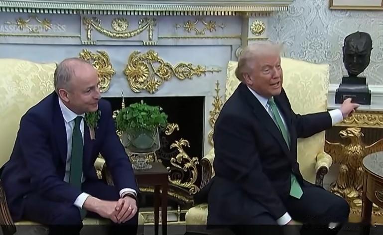 记者:“您与伦敦方面的关系如何？斯塔默在这场战争中并不支持你，是否损失了双方关系