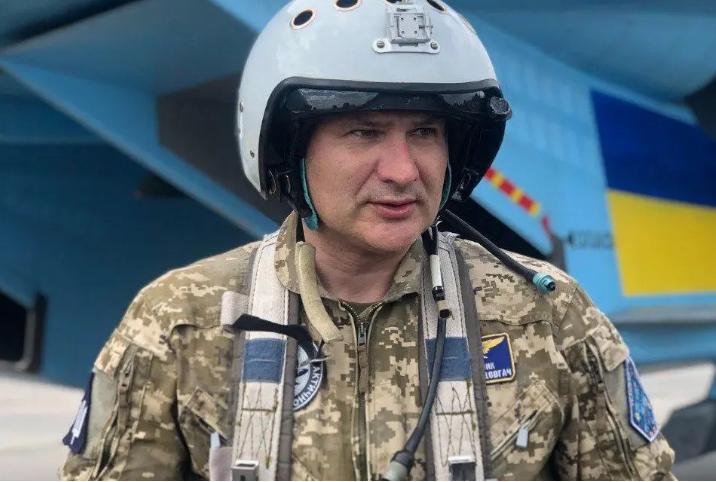 图文：乌克兰英雄，乌空军第39战术航空旅旅长奥列克桑德尔·多夫加奇上校在作战任务