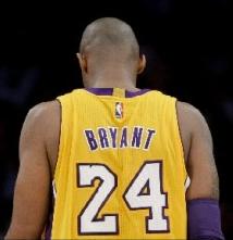 你认同吗？弗莱谈NBA历史前5：

“勒布朗要么是第1，要么是第2。”

“你不