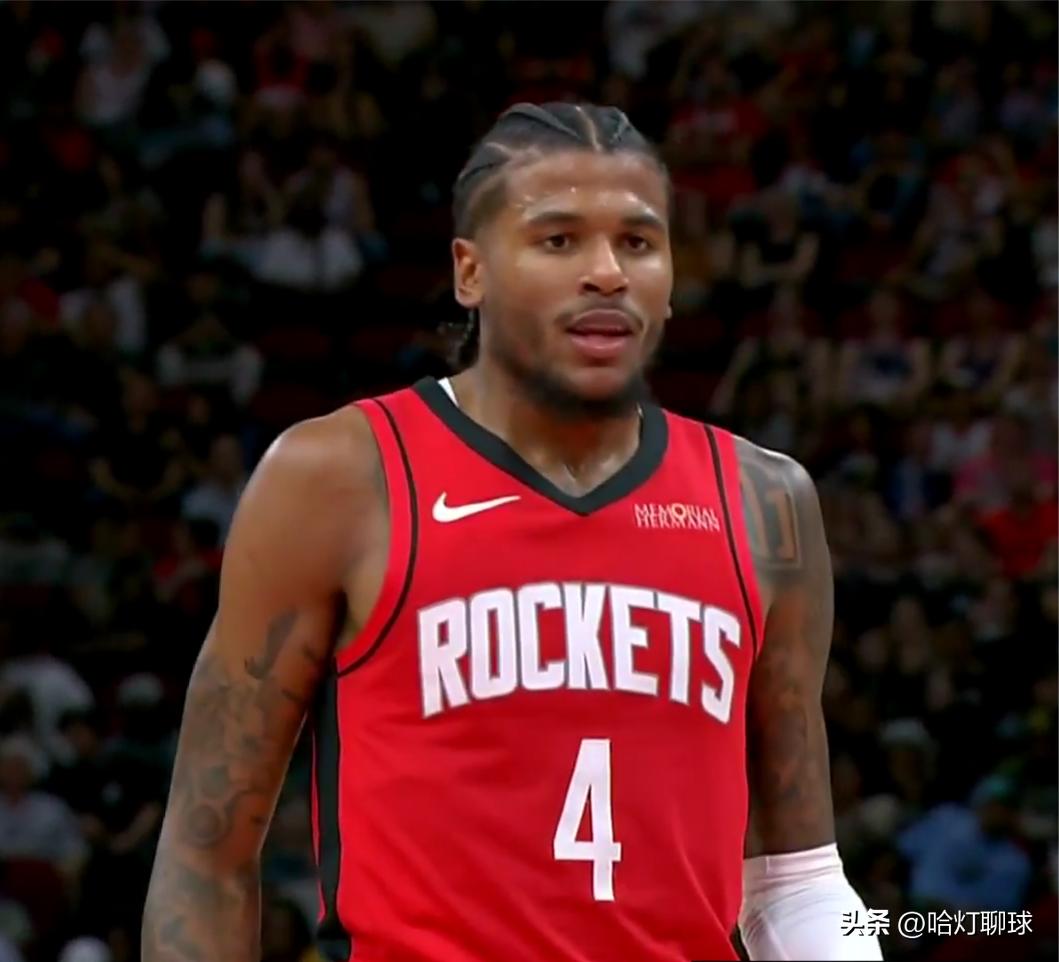 火箭旧将杰伦格林最近8场比赛的三分球命中率！！！
客场对阵马刺：三分球7中1，命