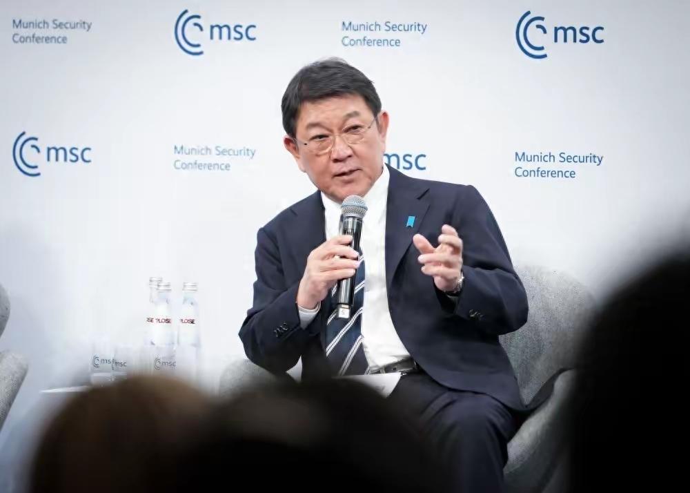 2月16日外媒报道，在慕尼黑安全会议上，王毅外长当着全球各国的面，明确提醒国际社