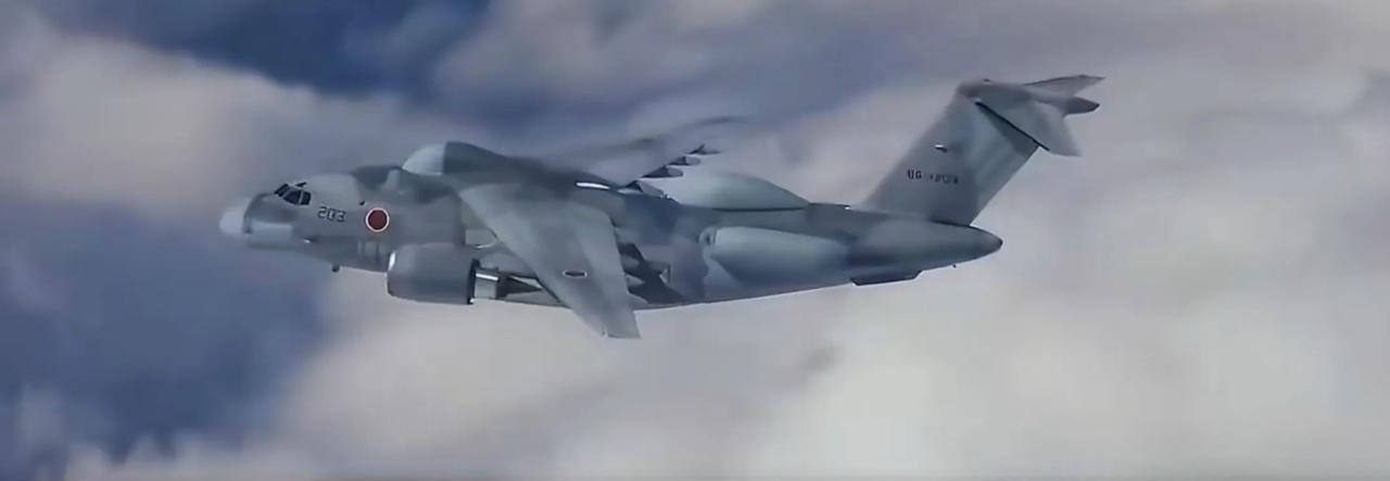 日本EC-2电子战飞机首飞。该机以川崎C-2大型运输机为平台进行改装，设计目标是