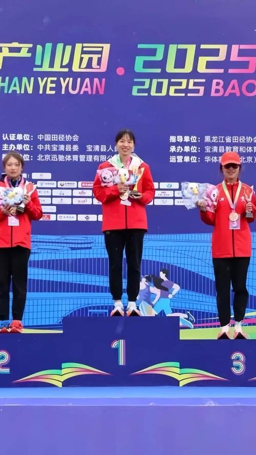 “最快女护士”张水华复出后火力全开！11月23日，她在常州中国马拉松精英排名赛以