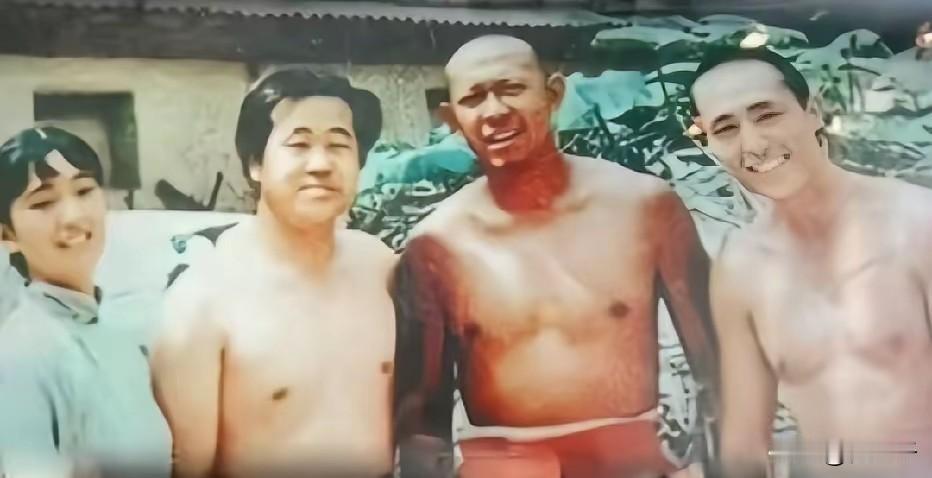 《红高粱》4人组：从左到右，（1）主演：巩俐，中国电影最有影响力的女影星之一；（