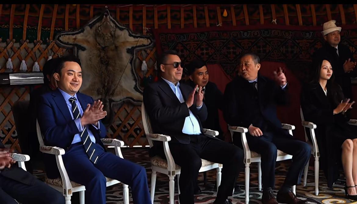 孙宇晨这次厉害了！受到吉尔吉斯斯坦总统的接待。

近日，波场创始人受邀去吉尔吉斯