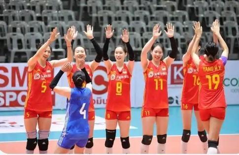 亚运会女排决赛：中国队3-0战胜日本队！第10次勇夺女排冠军奖杯

      